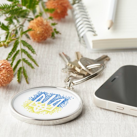 Oekraïense embleem drietand tryzub verstrooiing ha sleutelhanger (Zijkant)