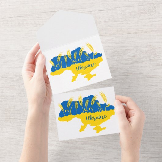 Oekraïense typografie en tarweoor onder Oekraïense All In One Uitnodiging (Afscheurbaar)