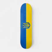 Oekraïense vlag met wapenschild persoonlijk skateboard (Voorkant)