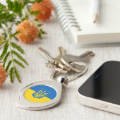 Oekraïense vlag met wapenschild sleutelhanger (Zijkant)