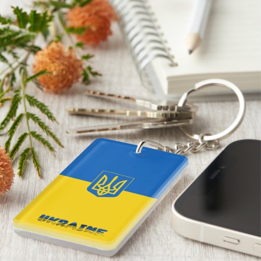 Oekraïense wapenvlaggenstaat sleutelhanger (Voorkant Rechts)