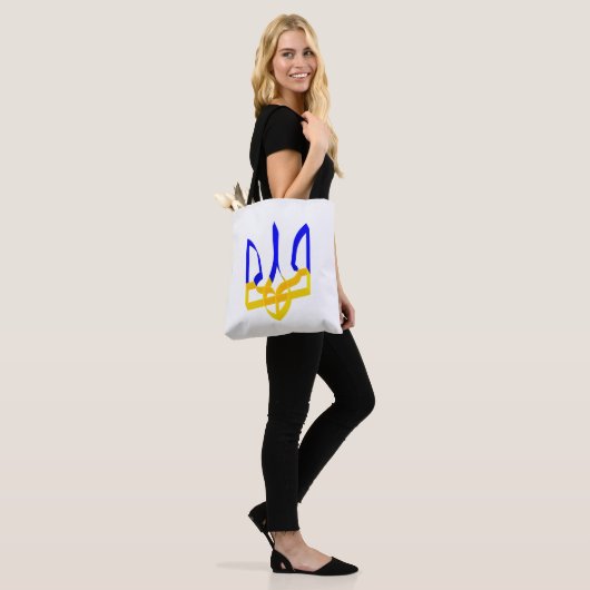 Oekraïne Trident Streep blauw en geel V3 Tote Bag (Op model)