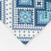 Oekraïnse borduurblauwe vyshyvanka fleece deken (Hoek)