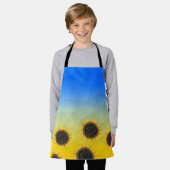 Oekraïnse geelblauwe maaswijdte Flowers Schort (Gedragen)