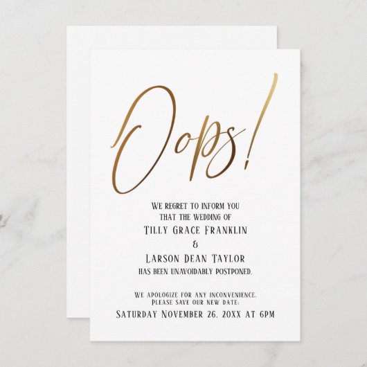 Oeps! Grappige Goud Vertraagde Bruiloft Aankondigi Kaart (Voorkant / Achterkant)