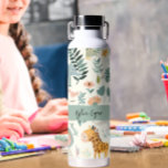 Oerwoud Dieren Pastels Terug naar School Custom Ki Waterfles<br><div class="desc">Introductie van onze leuke Oerwoud Dieren Pastels Terug naar School Custom Kinderen' Waterfles, de perfecte metgezel voor de hydratatiebehoeften van uw kind! Elke waterfles heeft een prachtig ontwerp van oerwouden in zachte pasteltinten en creëert een grillige en rustgevende uitstraling die tot de verbeelding en het plezier zal inspireren. Het flesje...</div>