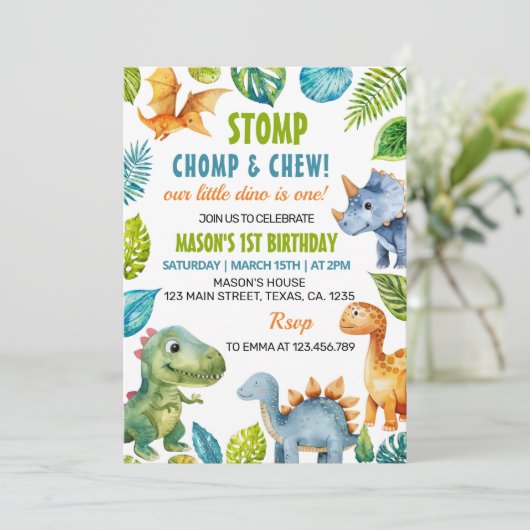Oerwoud Dinosaurussen Verjaardagsuitnodiging Kaart (Staand voorkant)