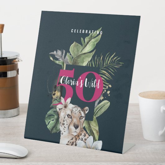 Oerwoud Luipaard Roze Milestone Verjaardagsfeest Reclamebord Met Voetstuk (Insitu)