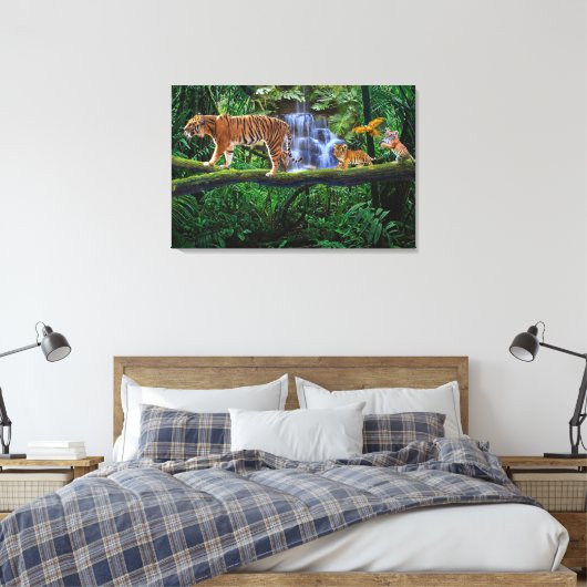 OERWOUD TIGER EN HAAR KUBS CANVAS AFDRUK (Insitu (Slaapkamer))