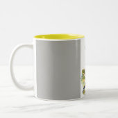 oerzagen. tweekleurige koffiemok (Links)