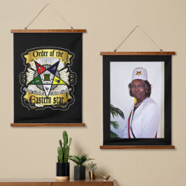 OES HANGEND WANDKLEED