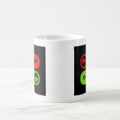 Off Bed On Coffee T Shirt Koffiemok (Center)
