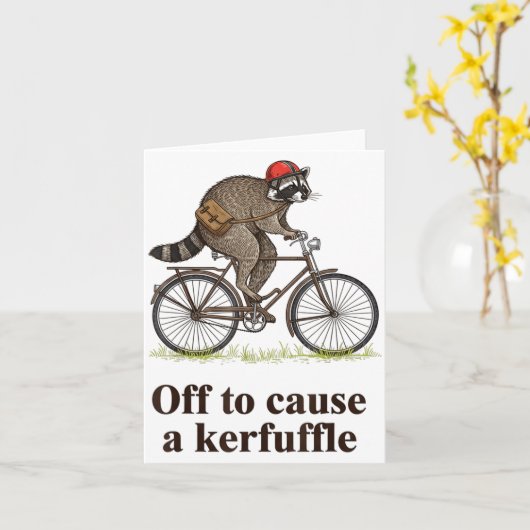 Off To Cause A Kerfuffle Funny Raccoon Meme Boys M Kaart (Gele Bloem)