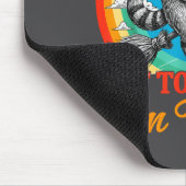 Off To Commit Tom Foolery Raccoon Funny Retro Desi Muismat (Hoek)