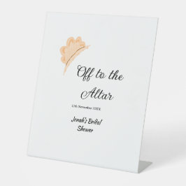 Off to the altar orange cap hat bridal shower name reclamebord met voetstuk