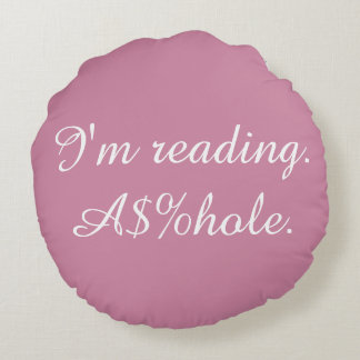 Offerte bij lezen rond kussen