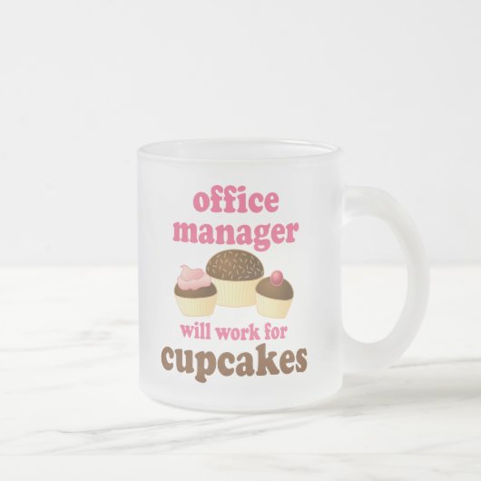 Office Manager (Funny) Gift Matglas Koffiemok (Rechts)