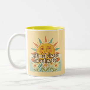 Officiële Chaos Coördinator Vintage Zon Design Tweekleurige Koffiemok