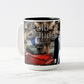 Officiële drie oude Ddes Coffee-Mok Tweekleurige Koffiemok (Voorkant links)