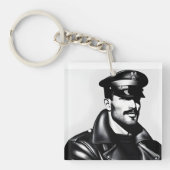 Officiële Iconische LGBTQ Gay Leather Daddy Biker  Sleutelhanger (voorkant)