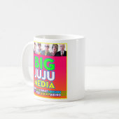 Officiële Mok 2018 Big JuJu Media Coffee (Voorkant links)