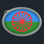 Officiële Romaanse zigeunervlag Gesp<br><div class="desc">Pas deze groene en blauwe officiële Romani Roma-zigeunervlag van de roma zigeuners en reizigers eenvoudig aan met uw eigen tekst met behulp van het menu Aanpassen. De vlag staat voor de groene aarde en de blauwe van de hemel met een traditioneel vardowwiel van een zigeunercaravan, die de reis voorstelt. Bezoek...</div>