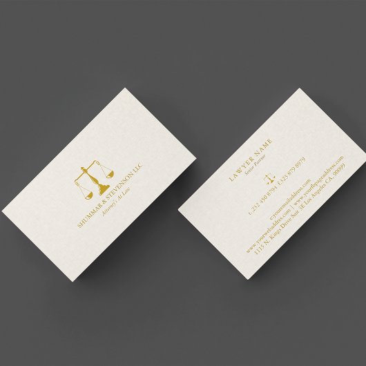 Officier van Justitie bij Law-Simple Gold Scale Be Visitekaartje