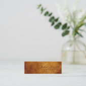  officier van justitie in bruin-leren bij wet mini visitekaartje (Staand voorkant)