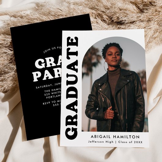 Offset Arch White en Black Photo Graduparty Kaart