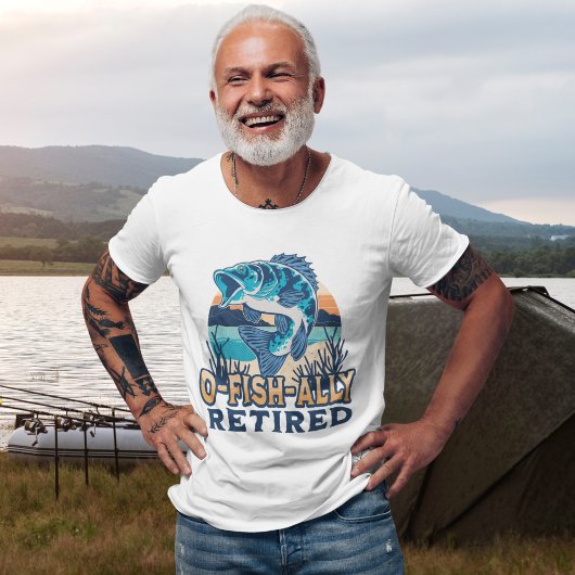 Ofishally Retired Funny Fishing Lovers T-shirt
