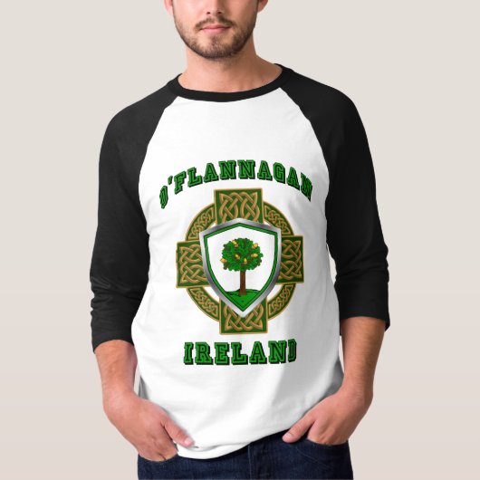 O'Flannagan/Flannagan Irish Shield w/Celtic Cross T-shirt (Voorkant)