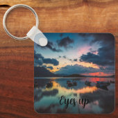 Ogen Omhoog Inspirerend | Zonsondergang Reflectie Sleutelhanger (Voorkant)