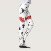  ogen, rood lippatroon. leggings (Rechts)