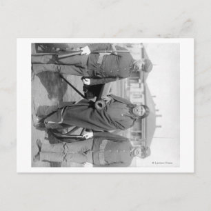 Oglala Indian Plenty Horses met 2 witte soldaat Briefkaart
