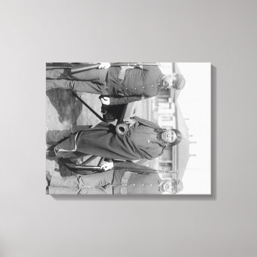 Oglala Indian Plenty Horses met 2 witte soldaat Canvas Afdruk (Voorkant)