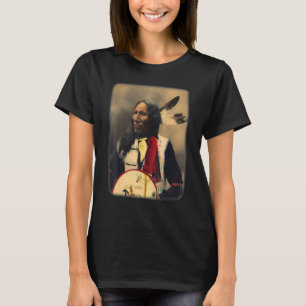 Oglala Sioux Lakota Chief Strikt met Native Native T-shirt