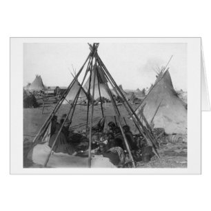 Oglala Vrouwen en kinderen in Tipi