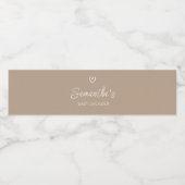 Oh Baby Brown Minimalistisch Baby shower Waterfles Etiket (Enkel label)