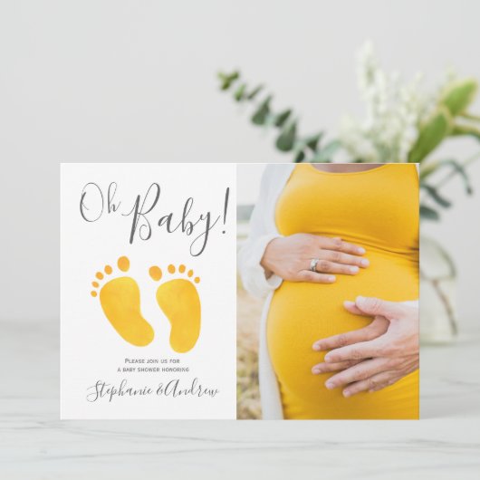 Oh Baby Foto Yellow Feet Baby shower Invitation Kaart (Staand voorkant)
