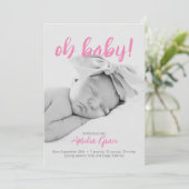 Oh Baby! Geboorteaankondiging in roze Save The Date (Staand voorkant)