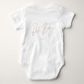 Oh baby terracotta gepersonaliseerd modern script  romper (Achterkant)