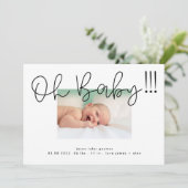 Oh Baby zwart op witte moderne Funky Fun Baby Aankondiging (Staand voorkant)
