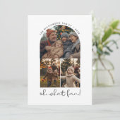 Oh wat een leuke kerstfamilie groetjes boog foto feestdagenkaart (Staand voorkant)