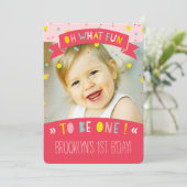 Oh wat een vun Confetti First Birthday Party nodig Kaart (Staand voorkant)