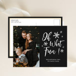 Oh wat leuk zwart kalligrafie sneeuwvlokken foto feestdagenkaart<br><div class="desc">Oh wat leuk zwart kalligrafie sneeuwvlokken foto vakantie Briefkaart. Stuur vakantie groeten aan uw geliefden met deze feestelijke en moderne vakantie Kaart. Alle teksten zijn vooraf voor u geregeld om gemakkelijk en snel te personaliseren met uw eigen gegevens. Prettige feestdagen</div>