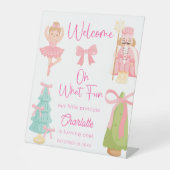 Oh What Fun Pink Nutcracker Birthday Welcome Reclamebord Met Voetstuk (Voorkant)