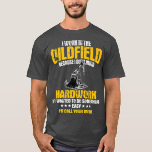 Oilveldwerkers geven olie aan rughnekvormig ontwer t-shirt