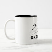 Ok Groomer Skiing Tweekleurige Koffiemok (Links)