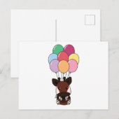 Okapi vliegt omhoog met kleurrijke ballonnen briefkaart (Voorkant / Achterkant)