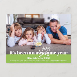 Oké, nieuwjaar oude moderne grappige foto groen feestdagenkaart